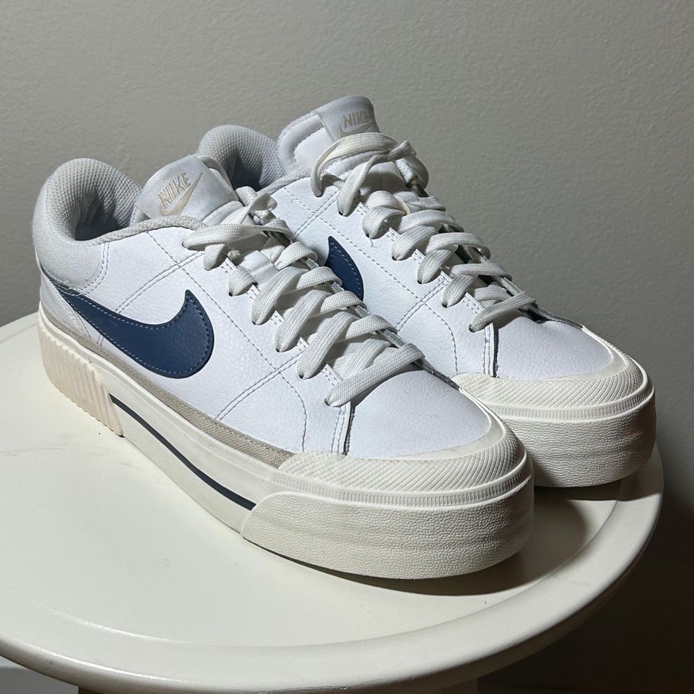 Nike Court Legacy Lift